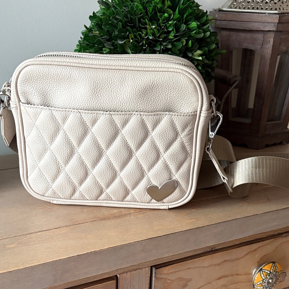 🌸LALA LOVE LEATHER CAMERA CROSSBODY BAG🌸